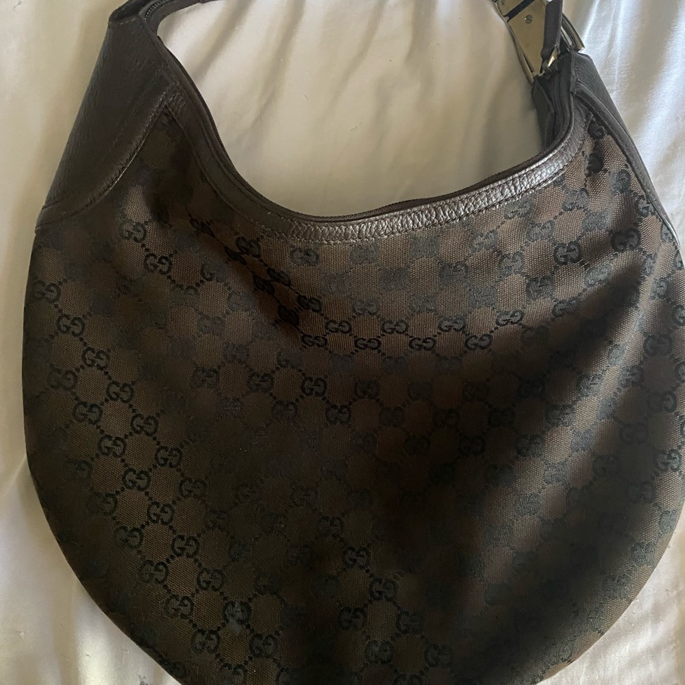 Gucci Brown GG Canvas Hobo purse, size: medium. Pre-loved - Picture 2 of 13
